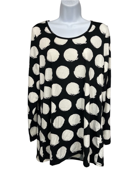 LuLaRoe Tops - LuLaRoe Lynnae tee size large